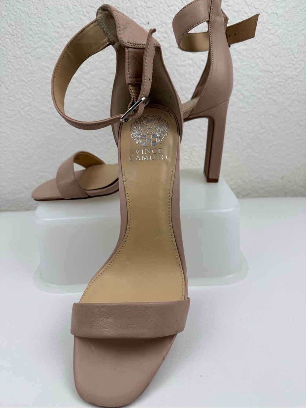 Vince‎ Camuto | Bendiva | Blush Pink Block Heel Sandals | 9M